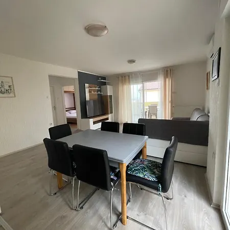 Stambuk Apartment *