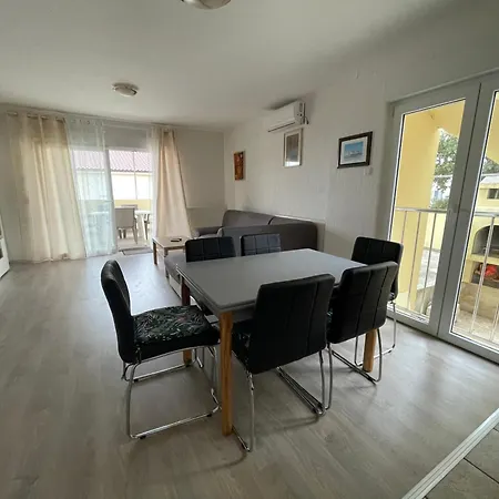Stambuk Apartment *